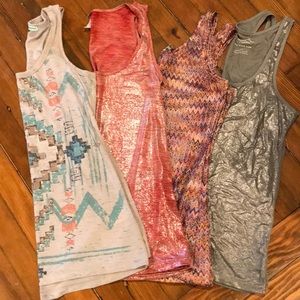 S/XS tank top lot